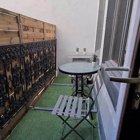Centre Climatisation Balneo Balcon شقة